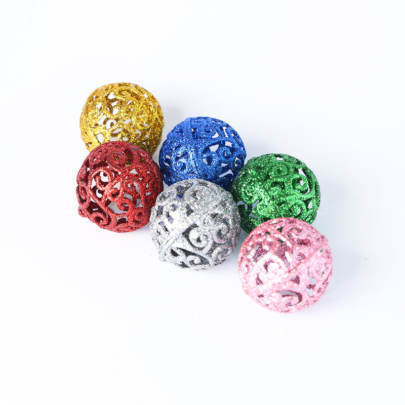 Mumuso Christmas Hollow Ball Pendant