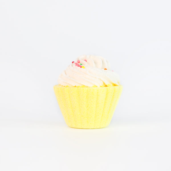 Mumuso Cupcake-Shaped Bath Bomb - Milk (60g)