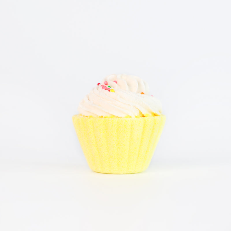 Mumuso Cupcake-Shaped Bath Bomb - Milk (60g)